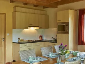 Idyllic Holiday Home in Lacapelle-Marival with Garden - Image 4