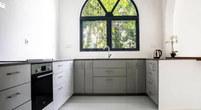 Paradise Heights Luxury Apartments & Villa - Image 4