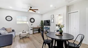 Country Charmer Single Story Cottage Pet Friendly - Image 2