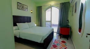 36 Southwalk - Image 2