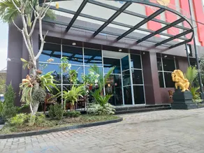 Golden Ganesha Hotel Yogyakarta by Ecommerceloka - Image 5