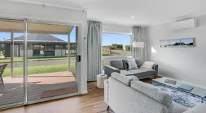Kilsby Sinkhole & Accommodation - Image 2