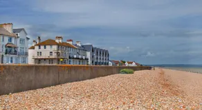Beachfront Studio Direct Sea Views Air Conditioning The Compact Coastal Crib - Image 5