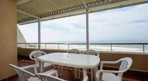 Beachfront Apartments @ Amanzimtoti - Image 4