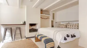 Luxury canal suite in the best location of Amsterdam !!! - Image 2