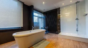 Villa Euphrosina boutique verblijf met verwarmd zwembad, sauna, vlakbij het strand van Oostende - Image 2