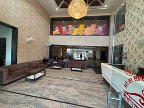 Hotel Shree Dwarkesh Suites & Family Rooms Near Khatu Shyam Temple - Image 2