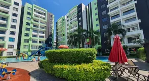 Manhattan Condo Ipoh with Water Park and Pool View - Image 3