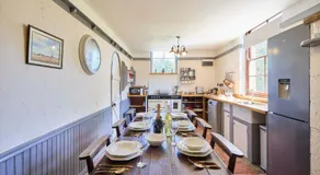 Host & Stay - The Chapel - Image 3
