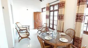 Jasmine Apartments - Image 2