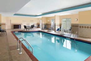 Fairfield Inn & Suites by Marriott Waco North - Image 3