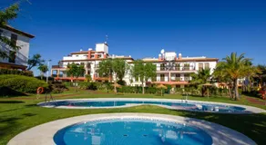 Top-floor Apartment - Stunning Views - GOR01 - Image 3