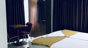 Hotel Malabar Grand - Image 2