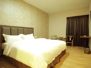 Eatern Hotel - Image 2
