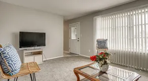 6 Mi to Downtown Columbus: Quiet Home w/ Yard - Image 2
