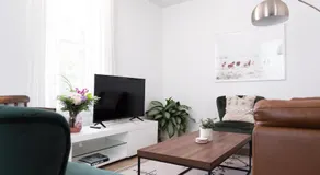 Downtown Picton 2-Bedroom Boho Suite! - Image 2