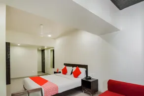 Super Collection O Rajdhani Hotel - Image 4