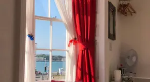 Beachcomber Guesthouse - Image 2