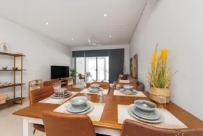 Darwin Lux Living - Image 3