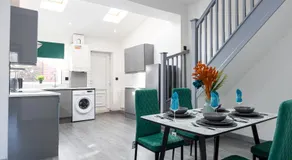Spacious 2BR Bolton Home Cinema Room & Fast WiFi - Image 3