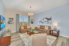 Lakeview Condo Directly Next To Pool Near WDW - Image 2