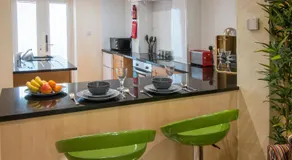 The Town House - Image 2