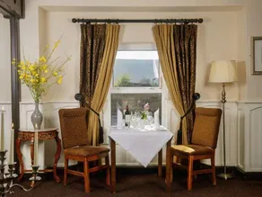 Hylands Burren Hotel - Image 2