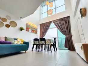 The Floral Penthouse @ Golden Hills Cameron - Image 4