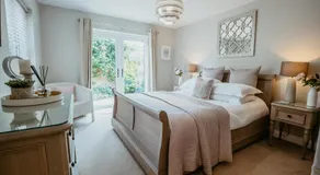 Lavender Lodge Bourton - Image 2