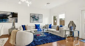 3BR 2,5BA Holiday Home with Power, Wifi & Hot Tub - Image 5