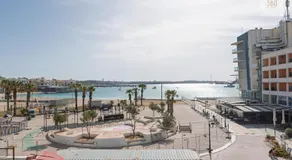 Beautiful 2BR seafront home with WIFI & comfy beds - Image 5