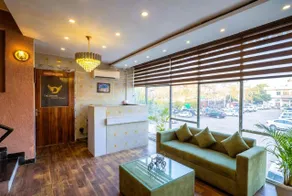 Hotel Velvet Dreams Inn & Banquet - Image 4