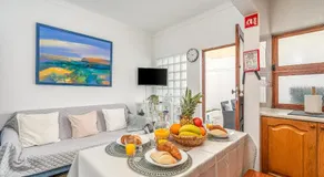 Alvor House Lagoon - Image 3