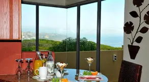 Marine 5 Boutique Hotel - Image 3