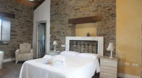 Apartamentos Puerta del Castro - Image 2