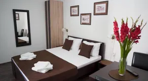 Apartments & Dream Rooms - Image 2