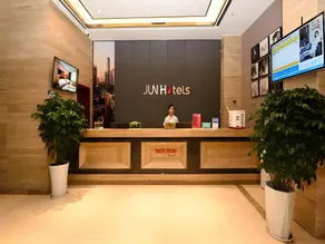 Jun Hotel Sichuan Bazhongba Huifengting Park - Image 4