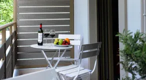 Candy's Boutique Rooms - Image 3