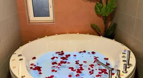 Jacuzzi Romantic - Image 4