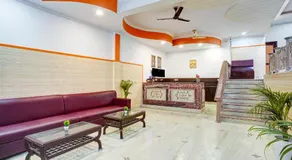Hotel Royal Prithvi Palace Near GZB Railway Station - Image 2