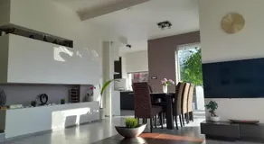 Private Family Villa - Image 5