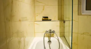 Inni Holiday Home with Infinity Pool - Image 5