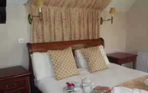 Meath Arms Country Inn - Image 4