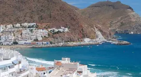 Bayo Lirola Hotel Balisa - Image 2