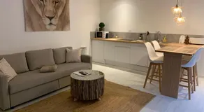 Victoria's House - Image 3