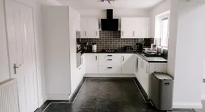 Gadebridge Cottage - Image 5