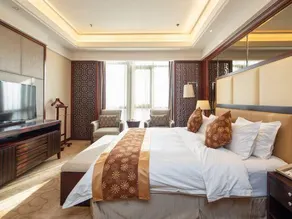 New Continental June House Hotel - Image 2