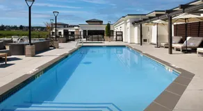 Silver Cloud Hotel Tacoma at Point Ruston Waterfront - Image 2