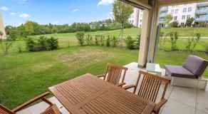 Appartement élégant avec terrasse privée - Image 4