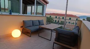 Appartamento romantico con piscina - Image 4